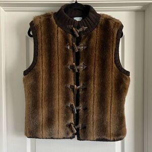 Vintage Urchin Lambswool Faux Mink Fur Vest Brown Big Toggle Closures Size L